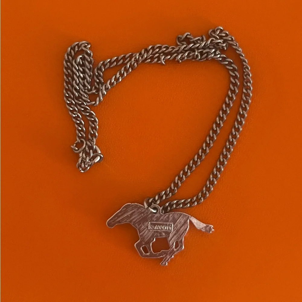 Avon Silver Horse Pendant Necklace 16”Unisex .